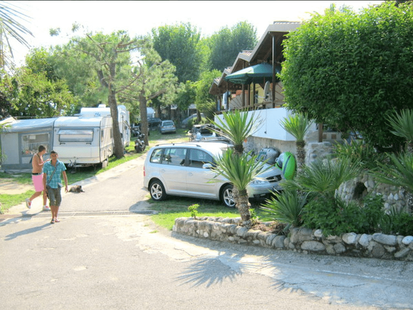 Camping La Cà in Padenghe sul Garda, Campingplätze und mieten